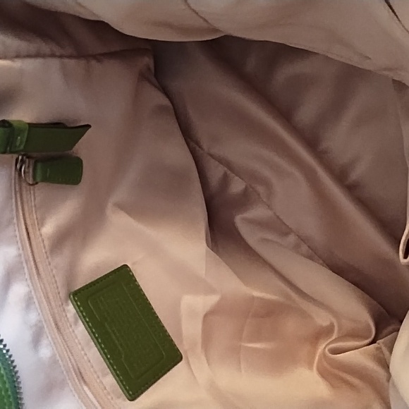 Coach 💚 Leather Grass Green Bag - Picture 11 of 16